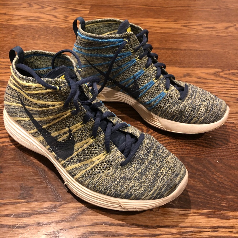 Mens Nike Lunar Flyknit Chukka, Green Volt , Blue glow